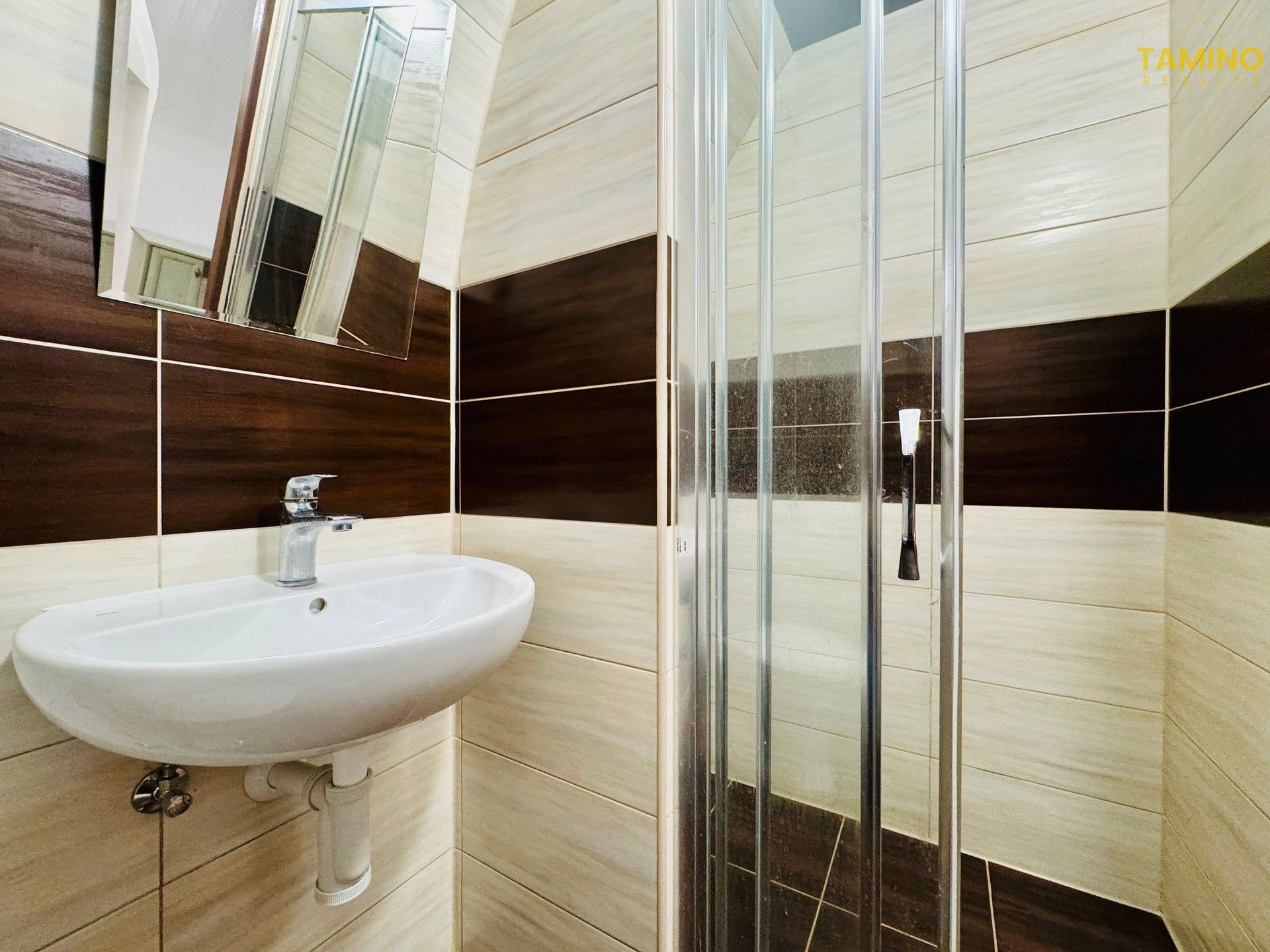 Pronájem byt 1+kk - nám. Míru, Moravské Budějovice, 20 m²