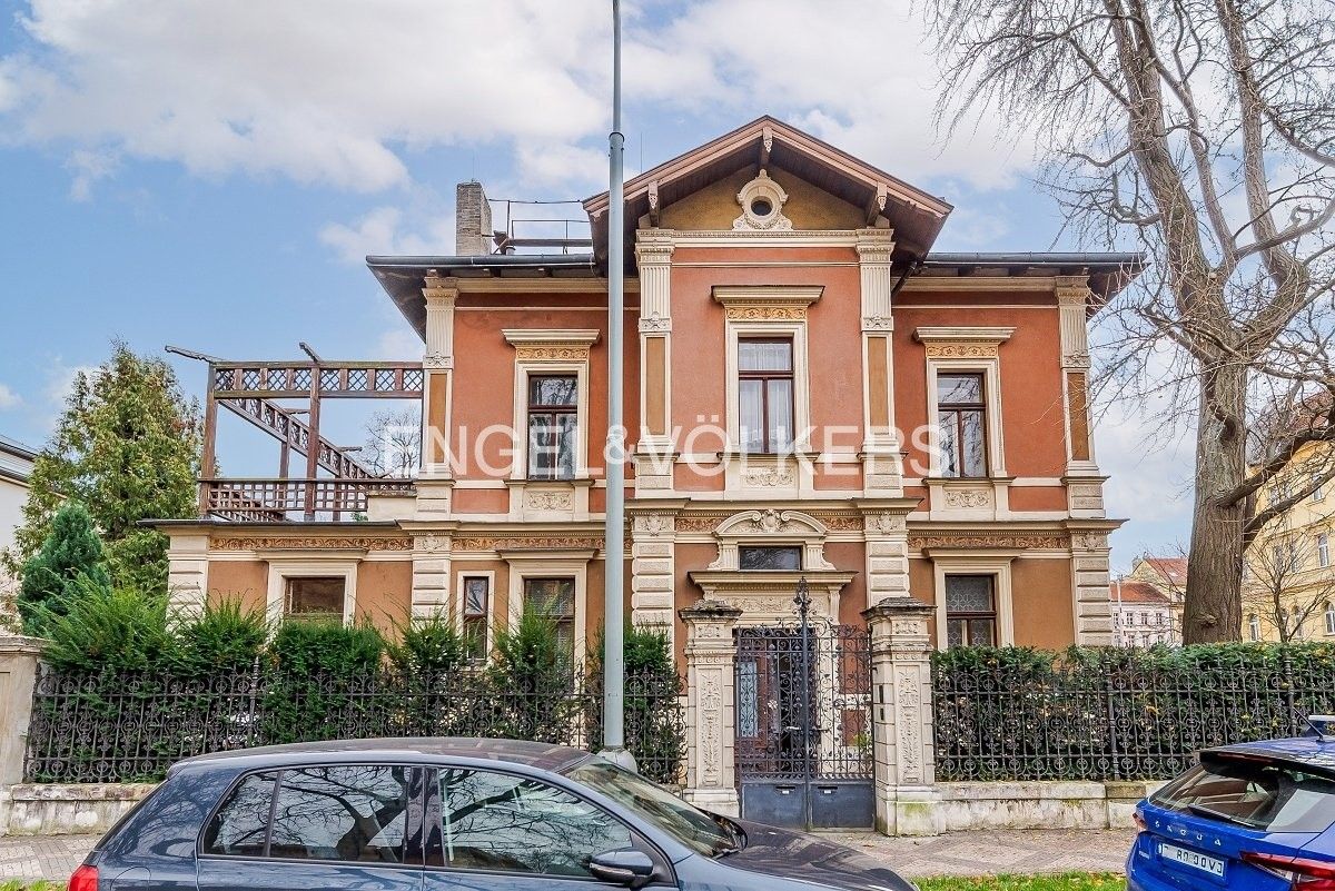 Vily, Slavíčkova, Praha, 400 m²