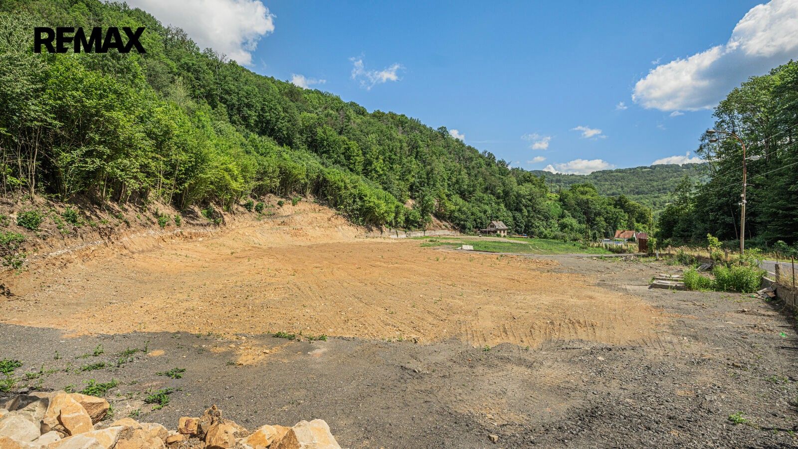 Pozemek pro bydlení · 26 289 m² · Dobkovice - 3
