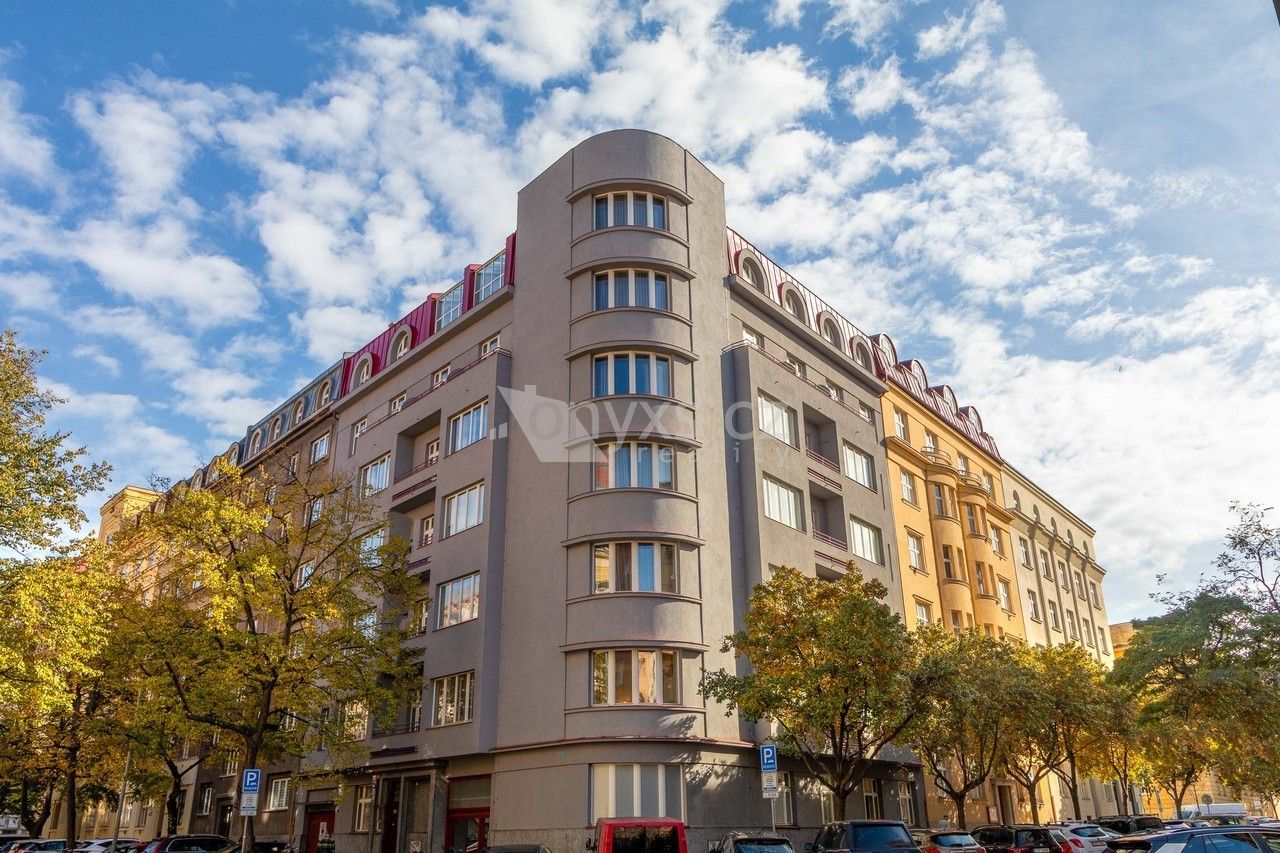 Prodej byt 1+kk - Lucemburská, Praha, 25 m²
