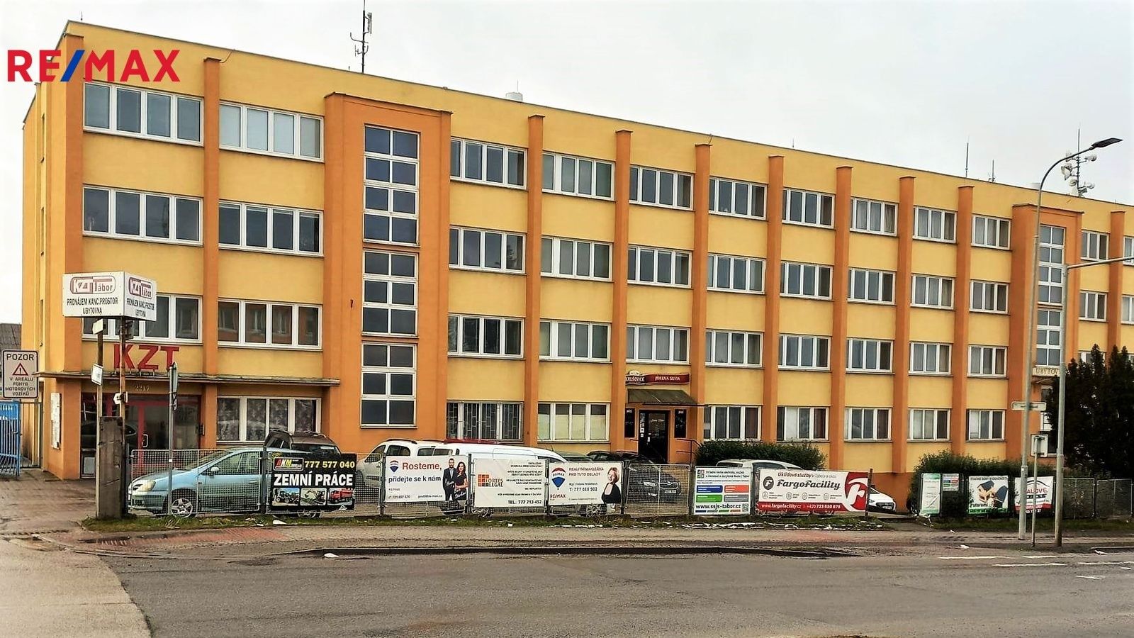 Kanceláře, Chýnovská, Tábor, 17 m²