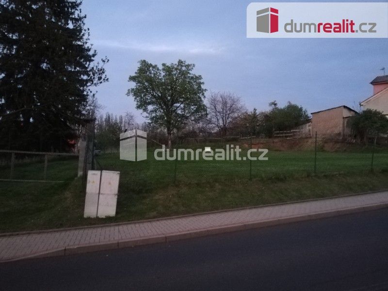 Pozemek · 1 168 m² · Modlany - 3