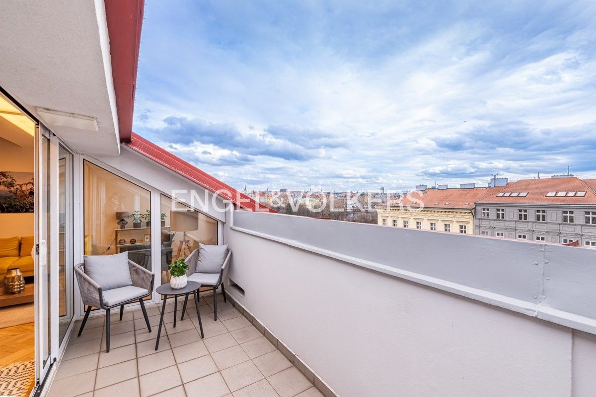 Pronájem byt 4+1 - Všehrdova, Praha, 173 m²