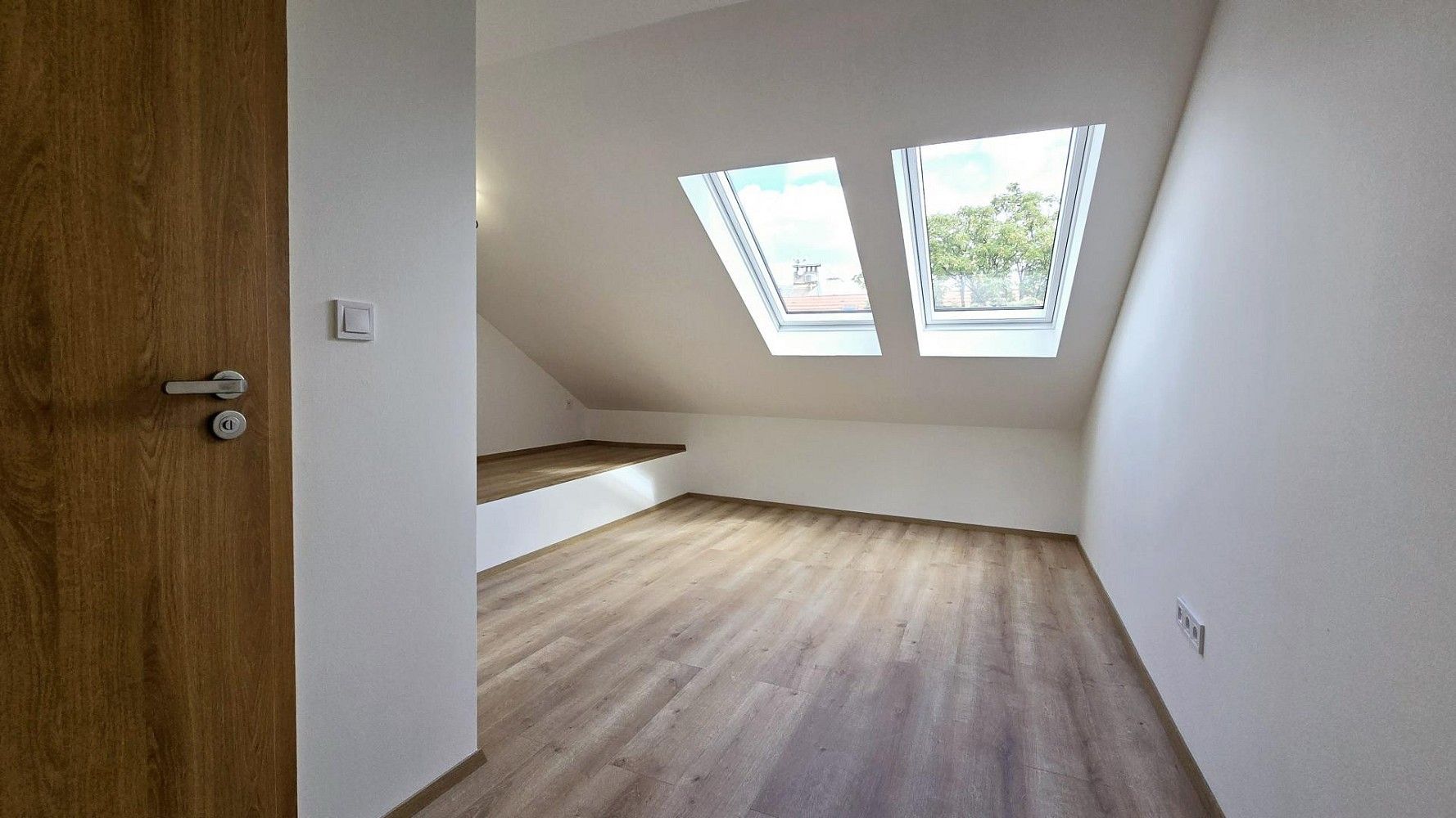 Prodej byt 1+kk - Koubkova, Praha 2 - Nové Město, 23 m² - 5