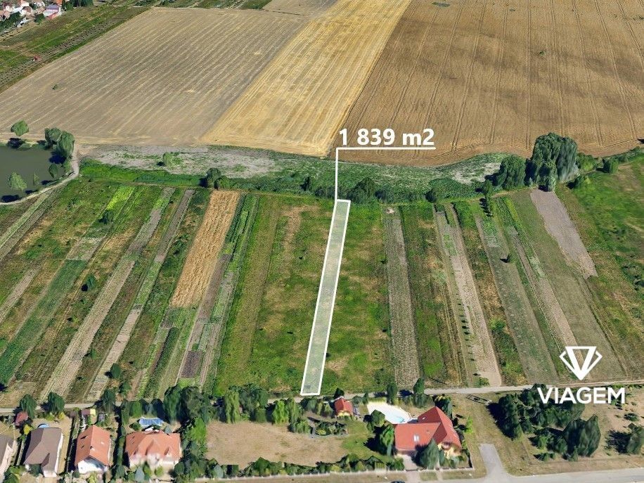Zahrady, Dubňany, 696 03 - 1