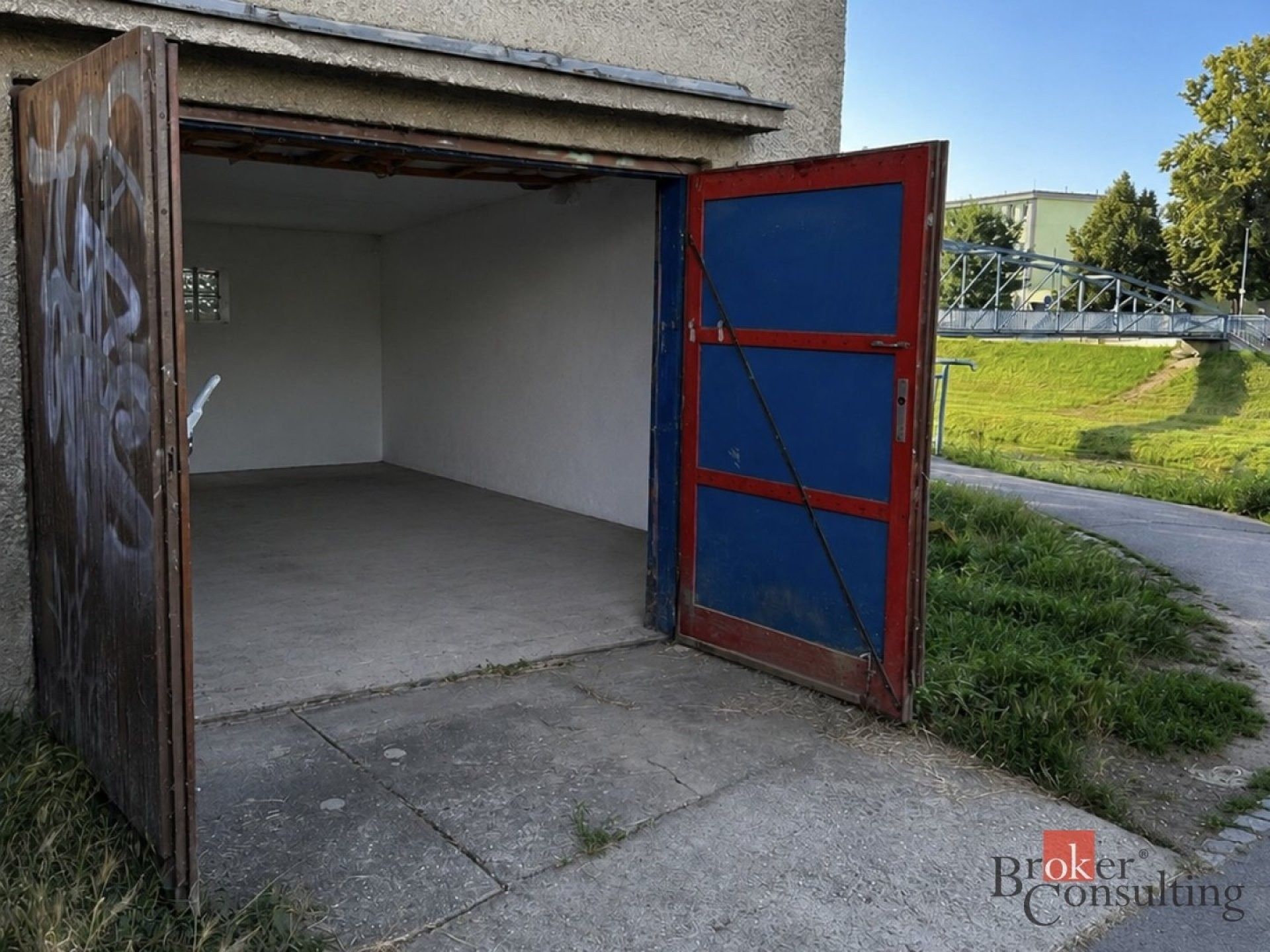 Garáže, Mlýnská, Opava, 24 m² - 1