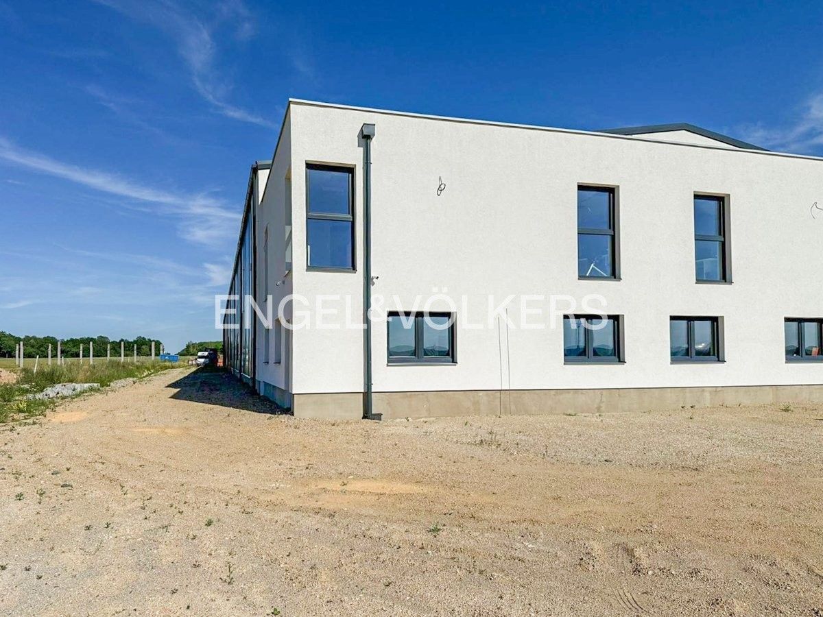 Sklady, Štěpánovice, 3 500 m² - 2
