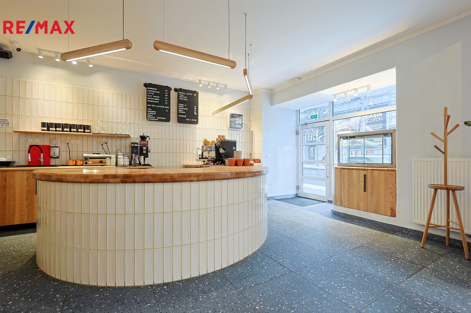 Pronájem obchodní prostory - Americká, Plzeň, 210 m²