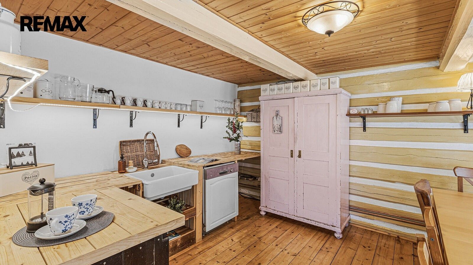 Chalupy, Dolní Dvůr, okres Trutnov, Královéhradecký kraj, 200 m² - 2