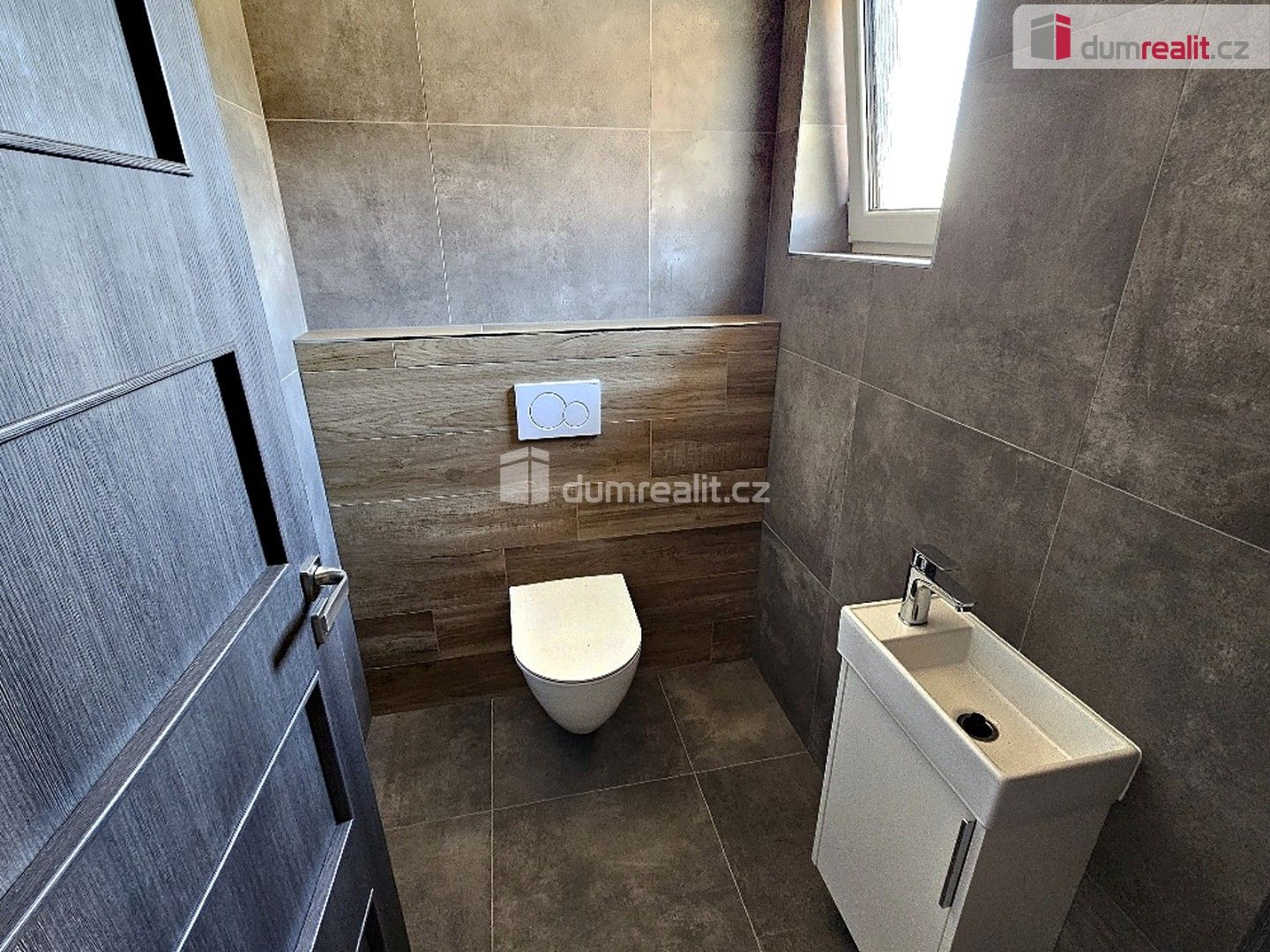 Prodej rodinný dům - Výrov, 200 m²