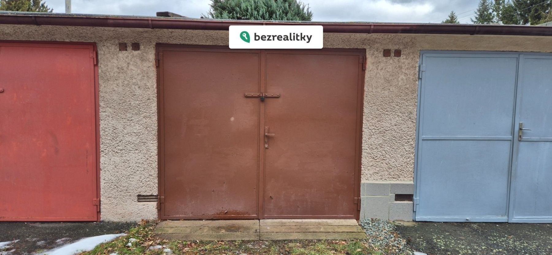 Garáže, Běloves, Náchod, 21 m²