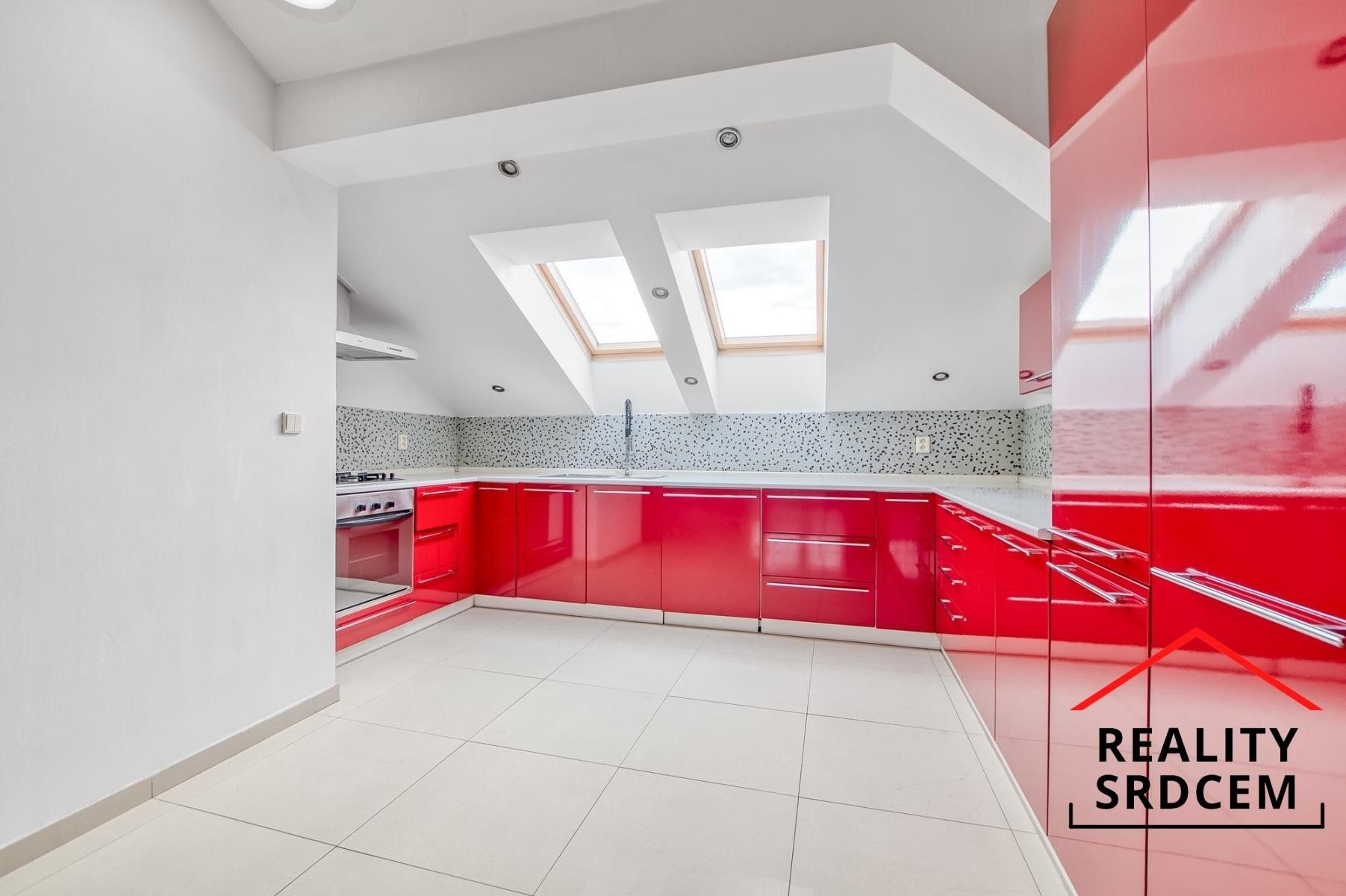 3+kk, Náměstí , Paskov, 130 m² - 1