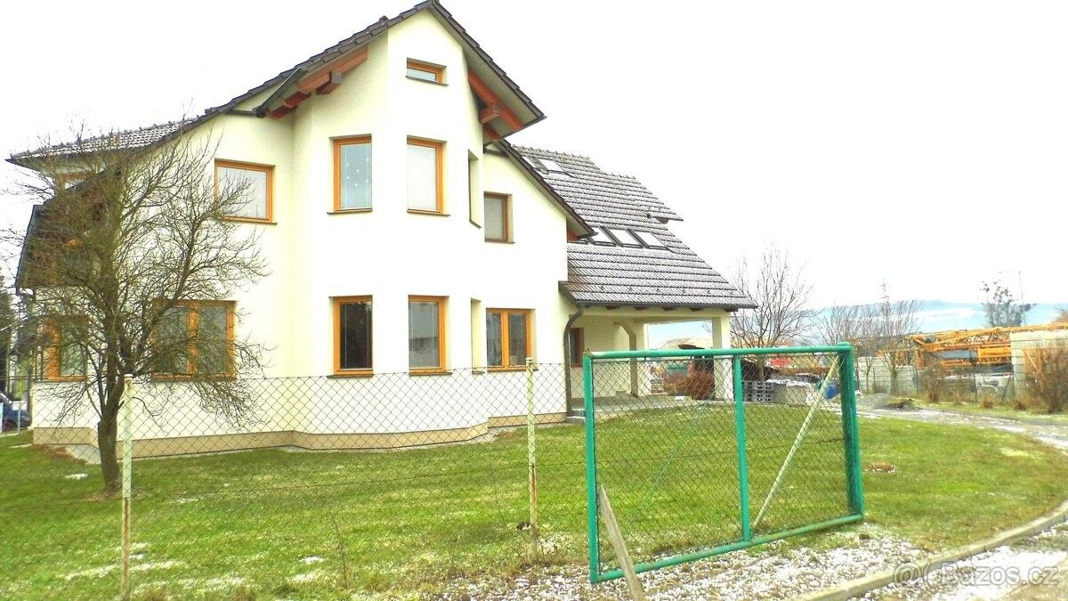 Rodinné domy, Zlín, 763 02