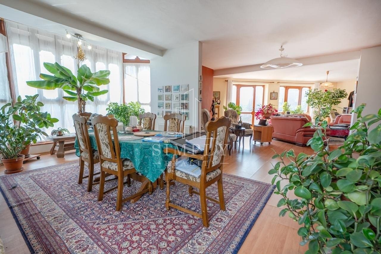 Prodej rodinný dům - Dobřichovická, Černošice, 400 m²