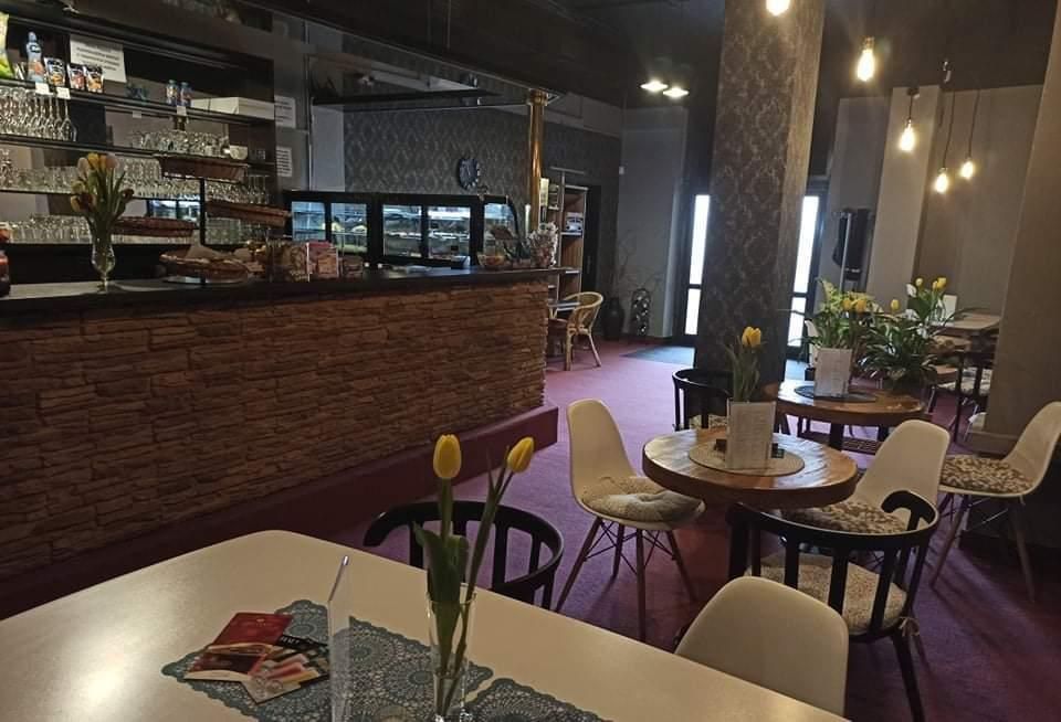 Pronájem komerční - náměstí Mládeže, Týn nad Vltavou, 190 m²