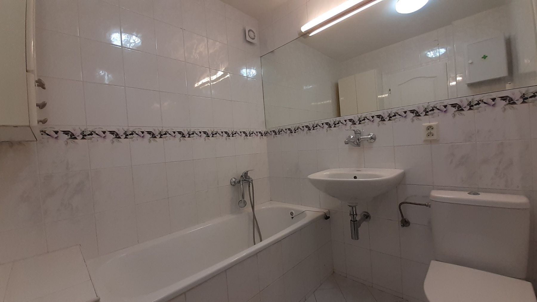 Pronájem byt 2+1 - Pozdeňská, Praha - Břevnov, 43 m² - 5