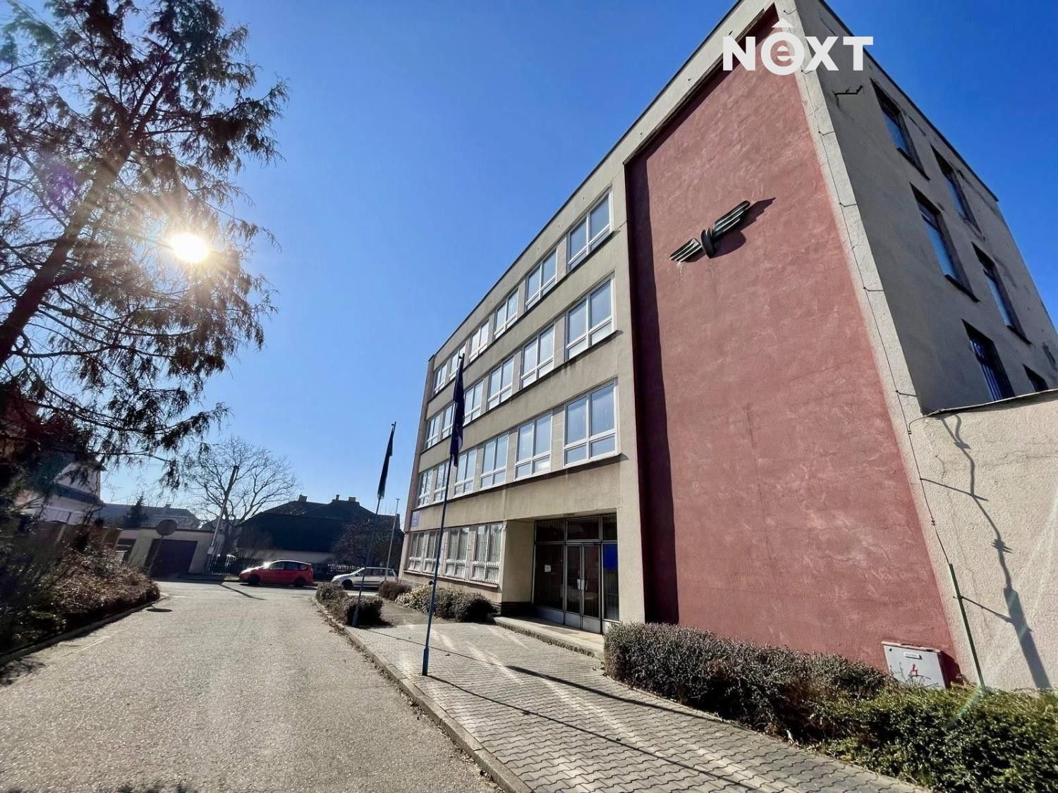 Pronájem kancelář - Skálova, Tábor, 700 m²