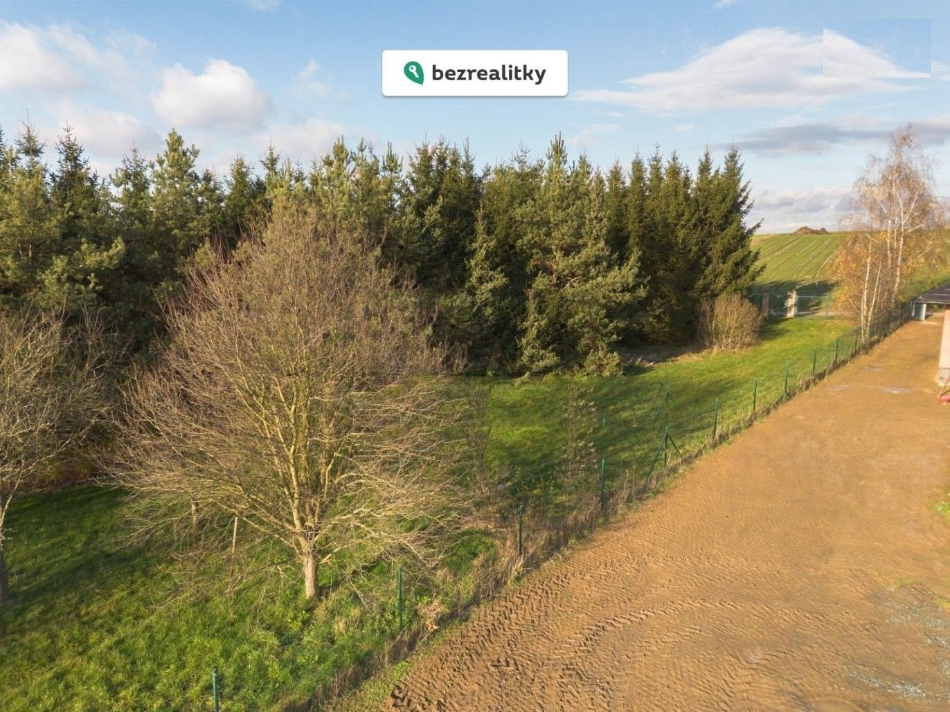 Prodej pozemek pro bydlení - Senožaty