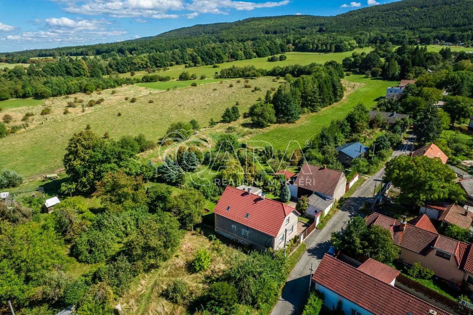 Prodej rodinný dům - Velký Chlumec, 97 m² - 2