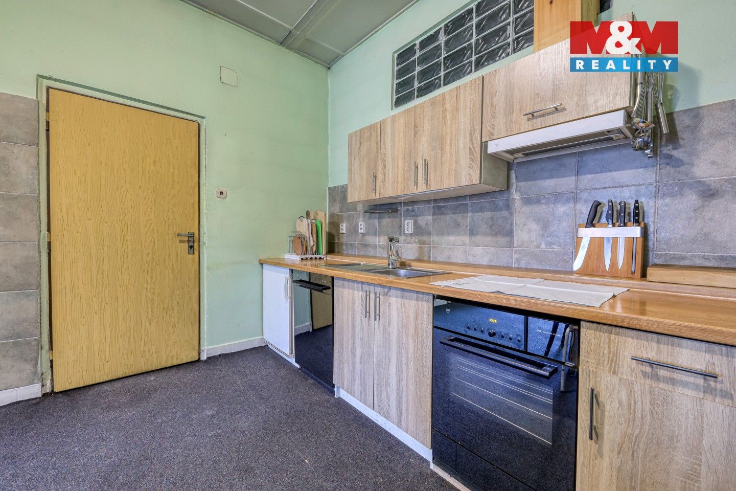 Prodej obchodní prostory - Černošín, 1 100 m² - 5
