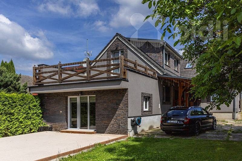 Rodinný dům, 220 m²