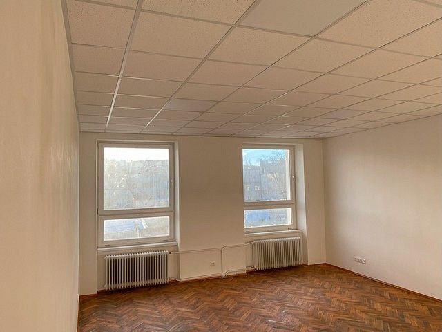 Kanceláře, 9. května, Krnov - Pod Cvilínem, okres Bruntál, 220 m² - 1