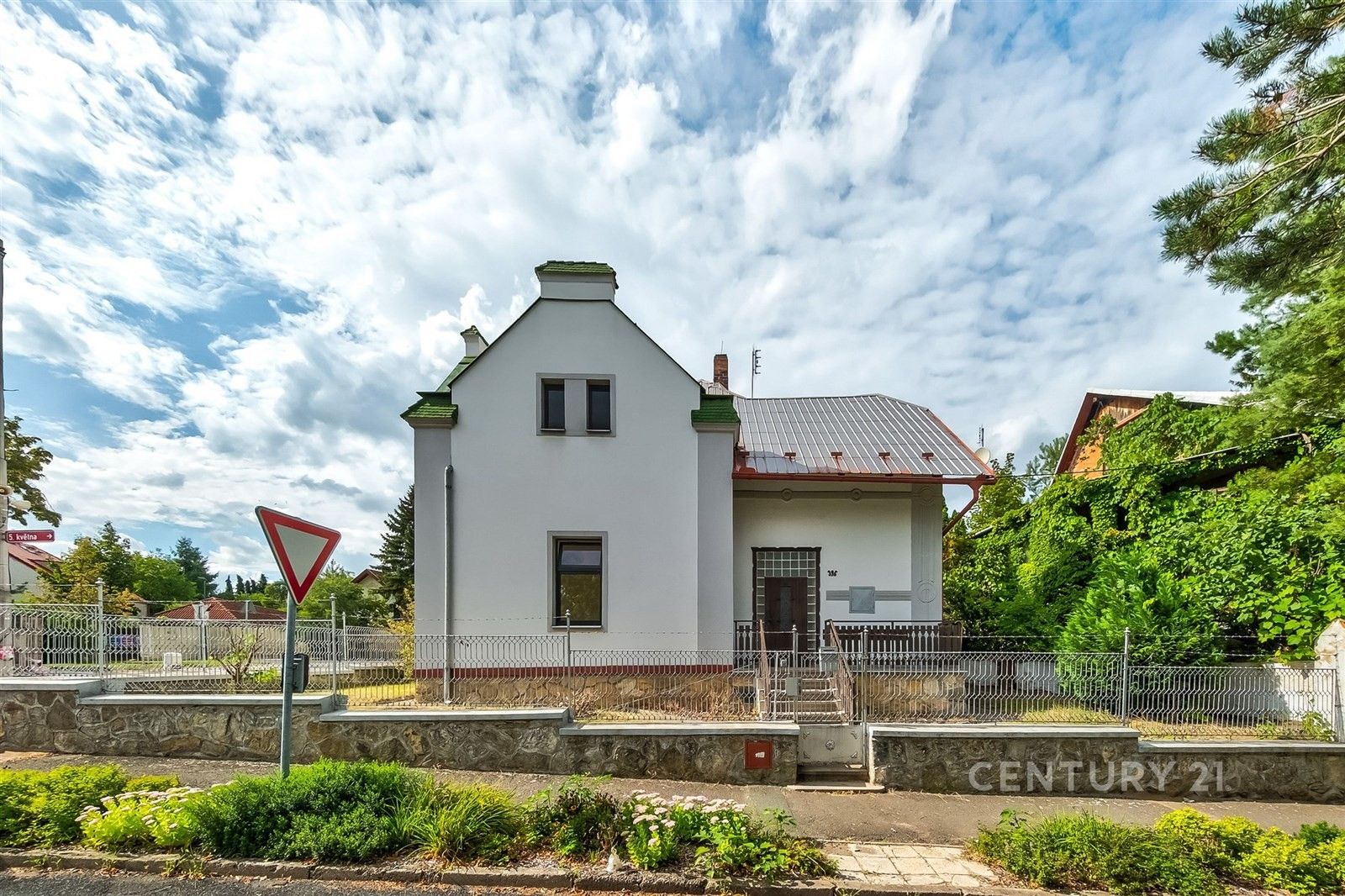 Rodinné domy, 5. května 395, Český Brod, 120 m² - 1