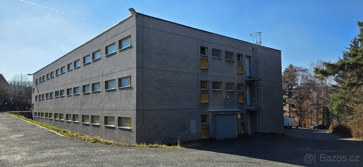 Garáže, Plzeň, 312 00