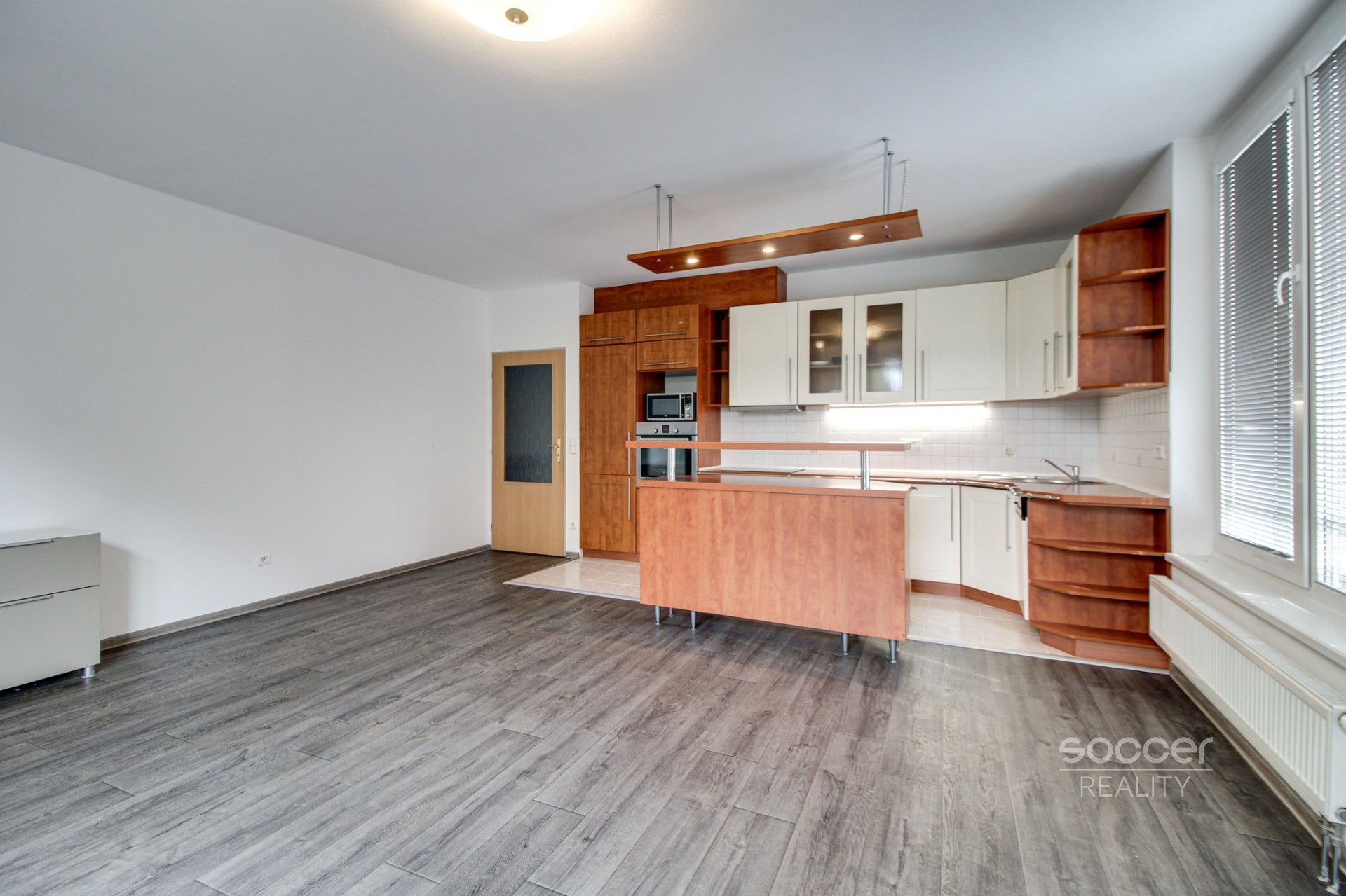 2+kk, Kostomlatská, Praha, 63 m² - 2