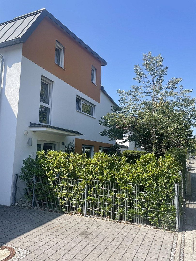 Rodinné domy, Waldstr. 8 Germering Unterpfaffenhofen Bayern 82210, 128 m² - 1