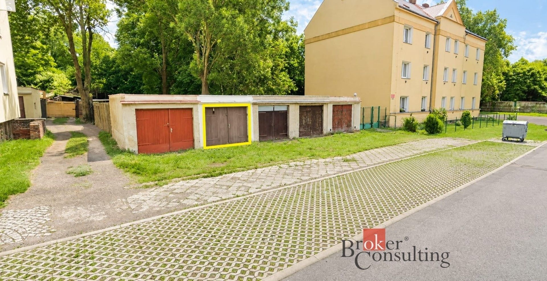 Garáže, Svatopluka Čecha, Duchcov, 19 m² - 1