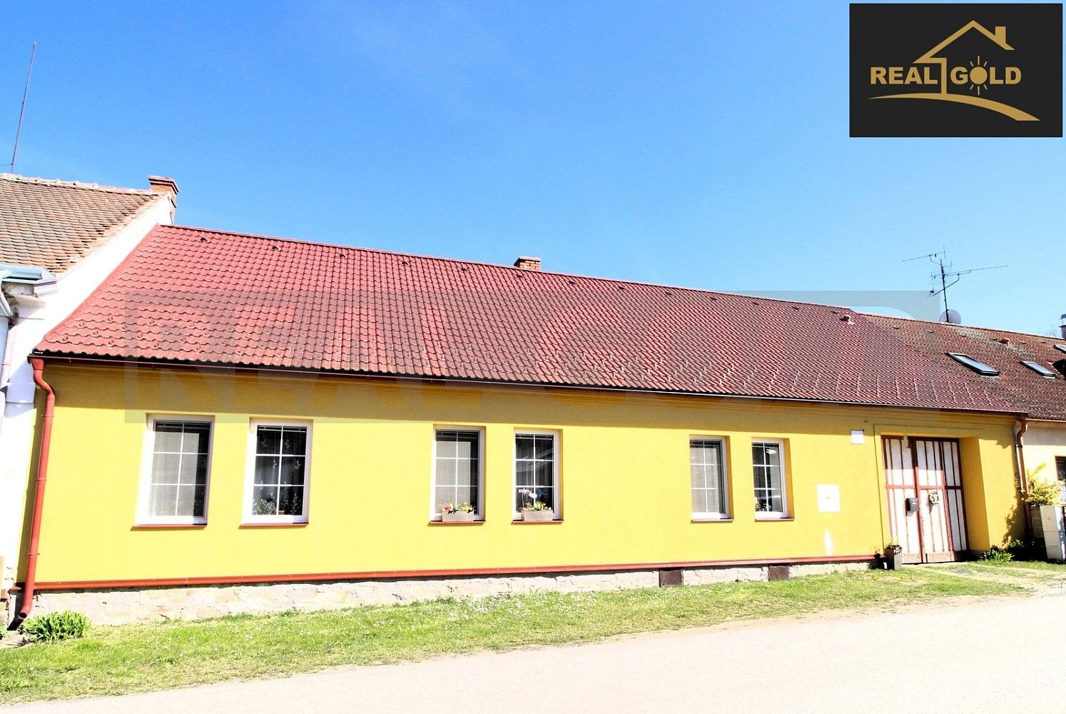 Rodinné domy, Jaroměřice nad Rokytnou - Příložany, okres Třebíč, 200 m² - 1