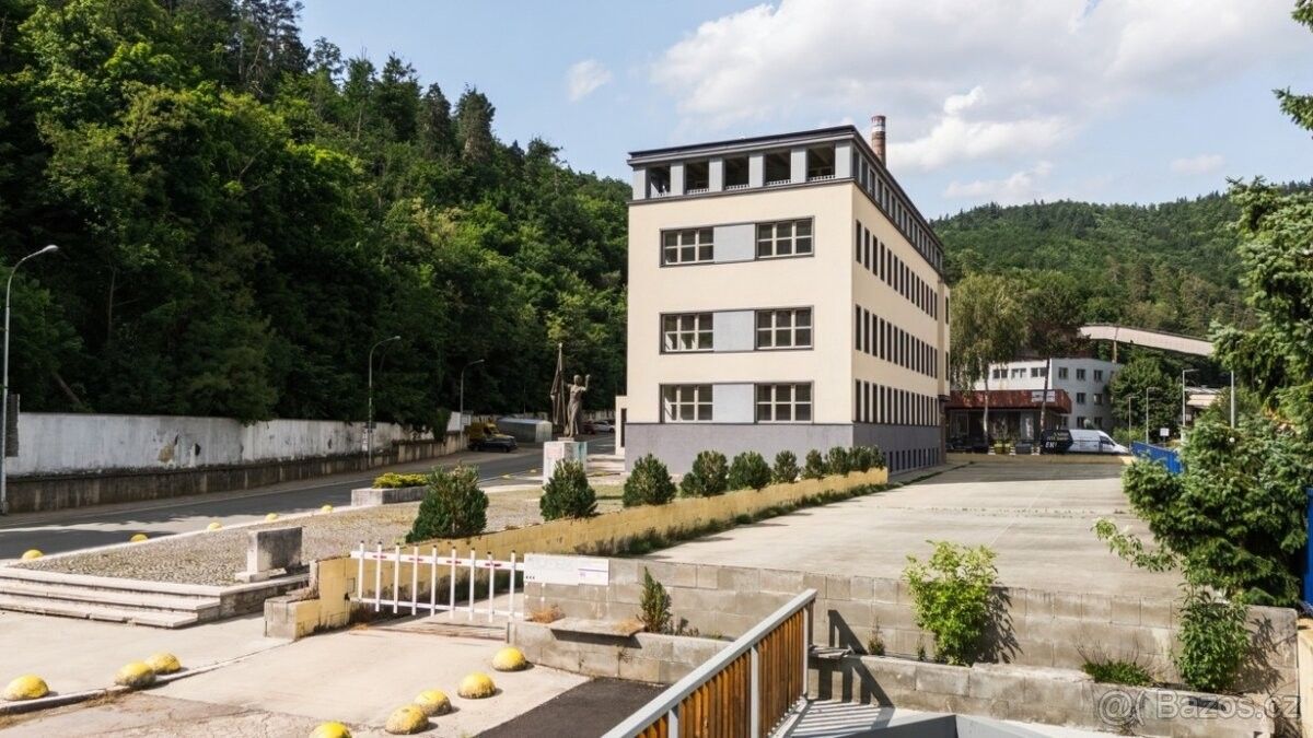 Ostatní, Adamov, 679 04