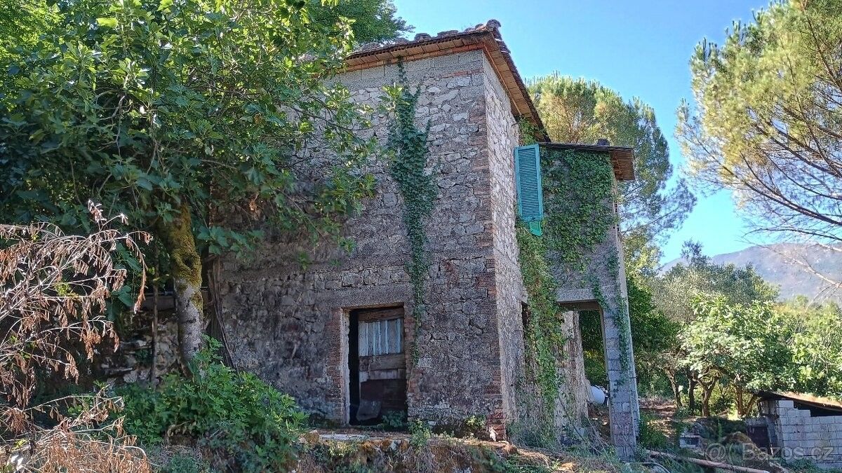 Prodej rodinný dům - 987 66, Zahraničí