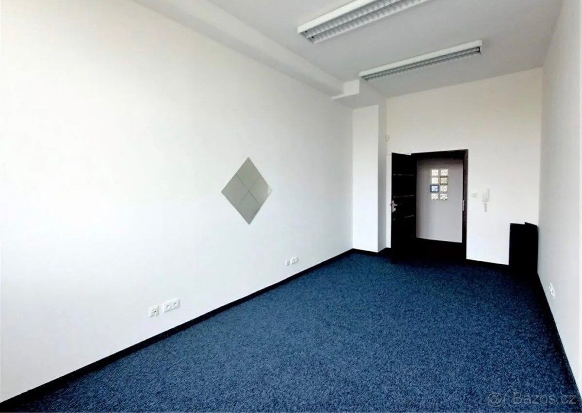 Pronájem kancelář - Praha, 140 00
