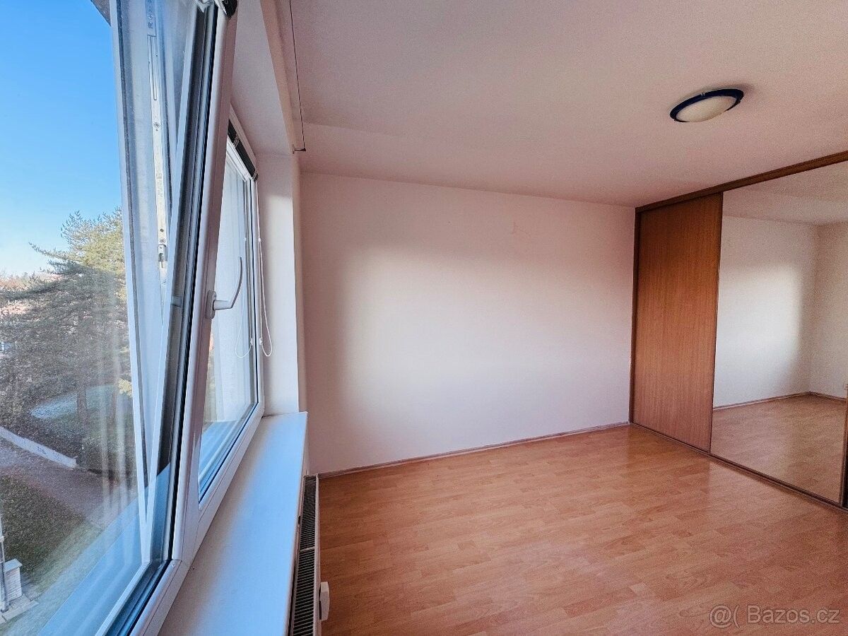 Byt · Praha, 106 00 - 3