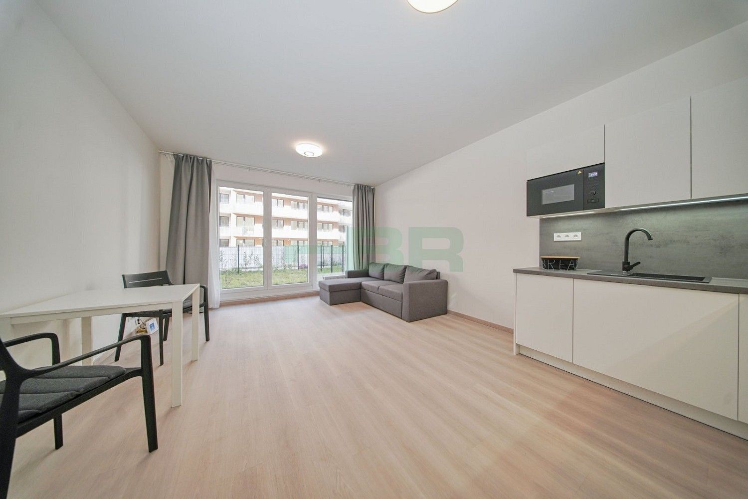 1+kk, Gerstelova, Praha 9 - Vysočany, 40 m² - 1