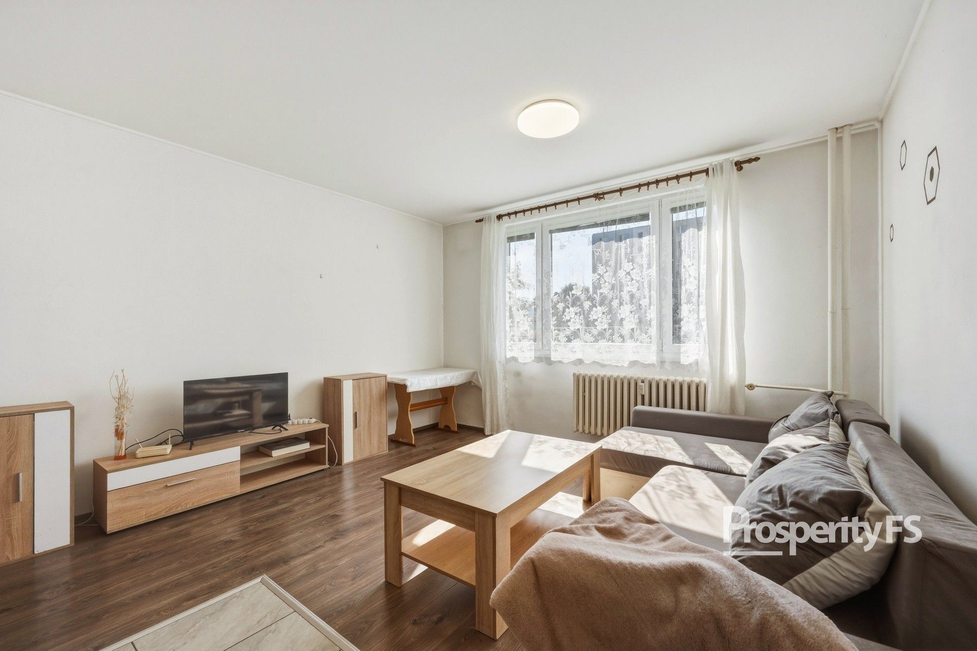 1+1, Sídliště 577, Cvikov II, 41 m² - 2