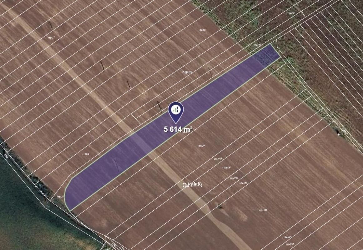 Zemědělský pozemek, 2 807 m²