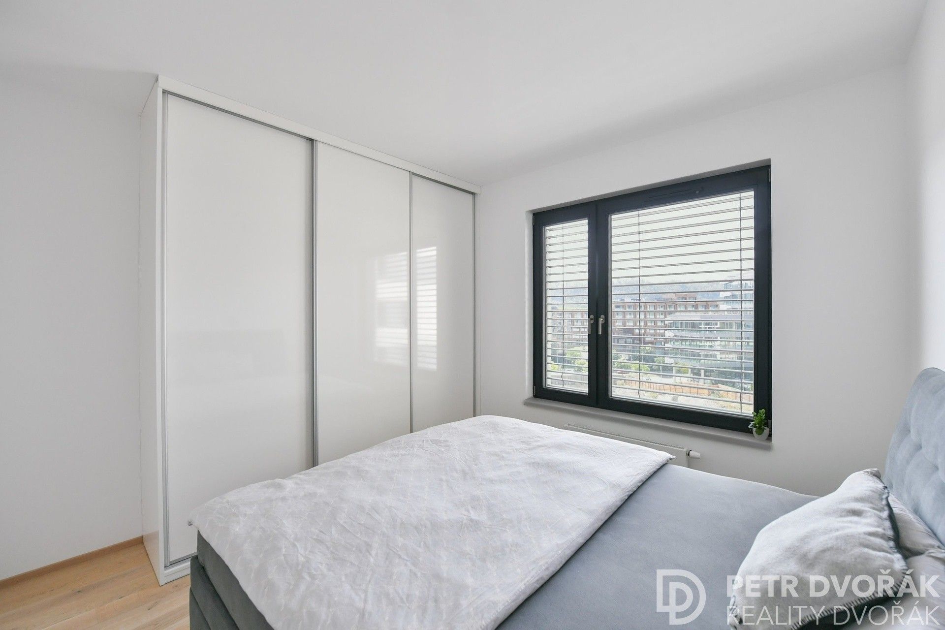 Byt 2+kk · 58 m² · Sokolova 720, Praha Karlín - 3