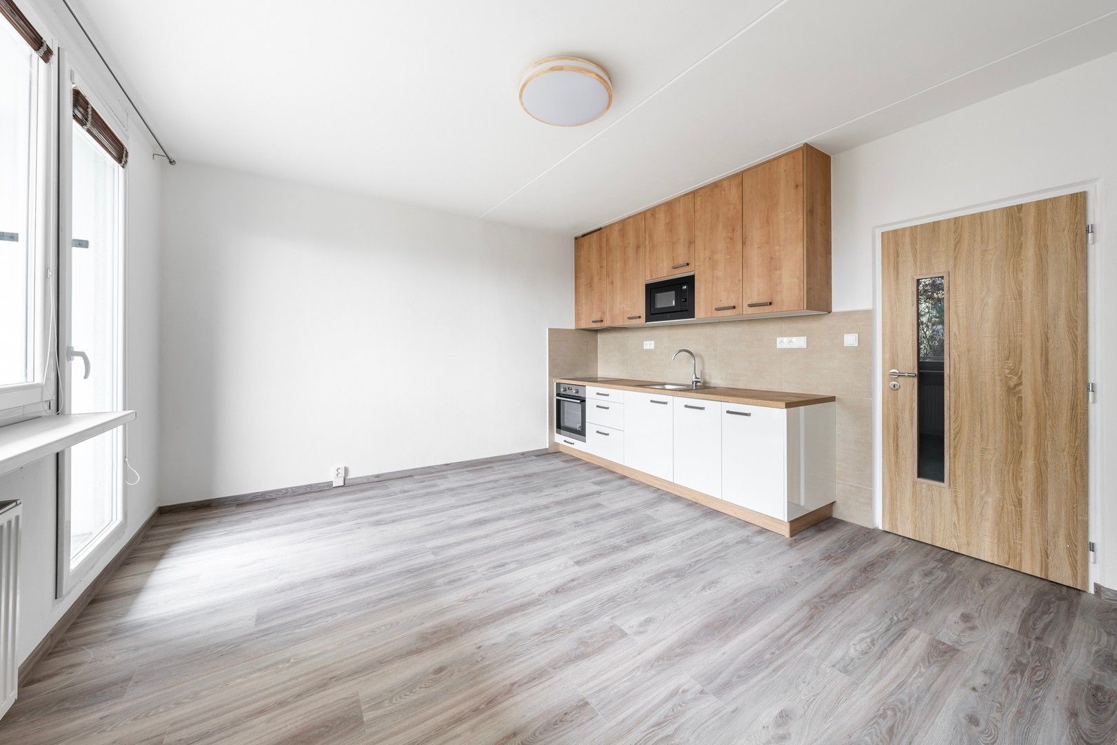 Pronájem byt 1+kk - Kralovická, Plzeň, 26 m²