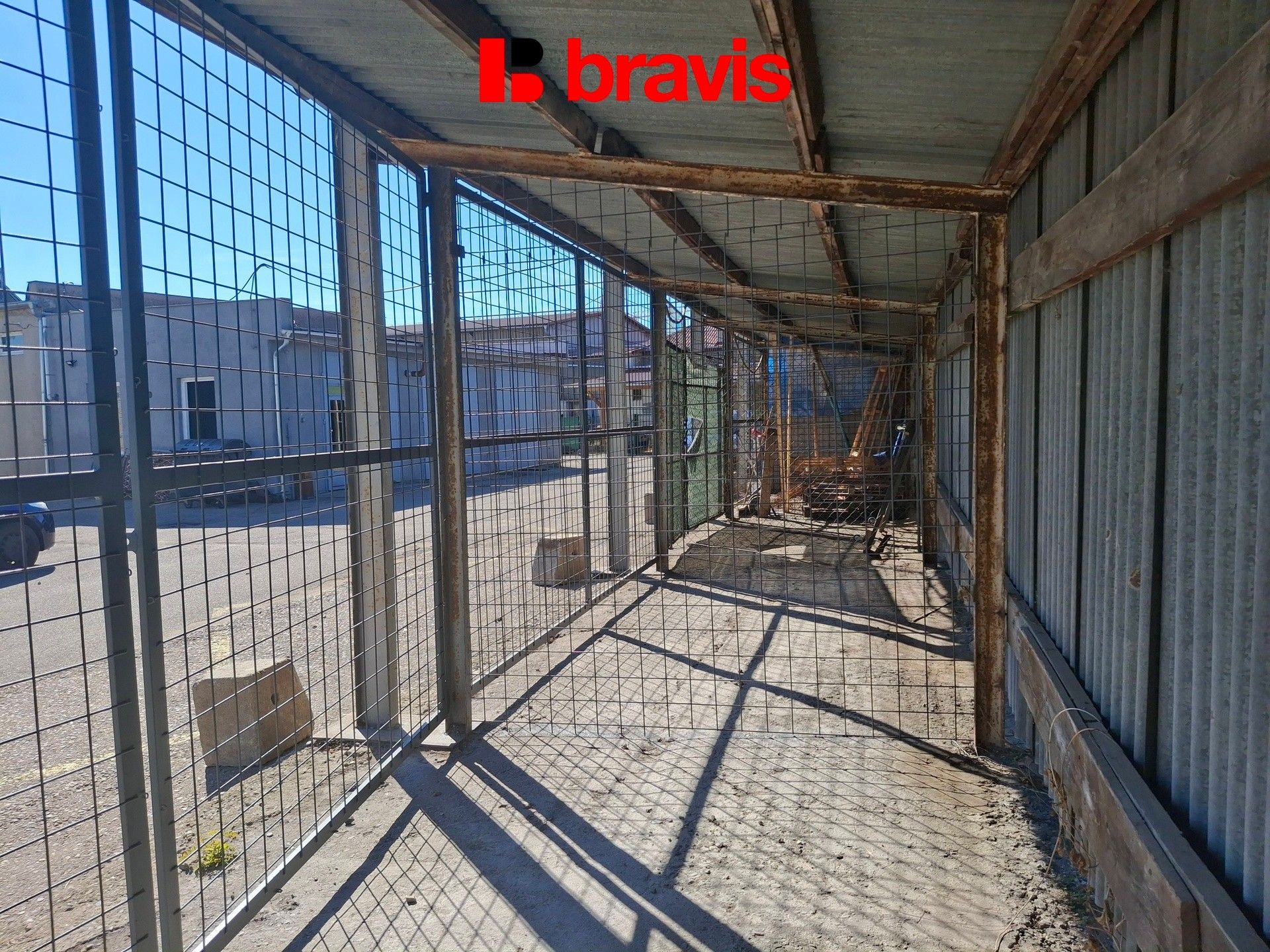 Pronájem garáž - Staré náměstí 225, Brno Přízřenice, 6 m² - 5