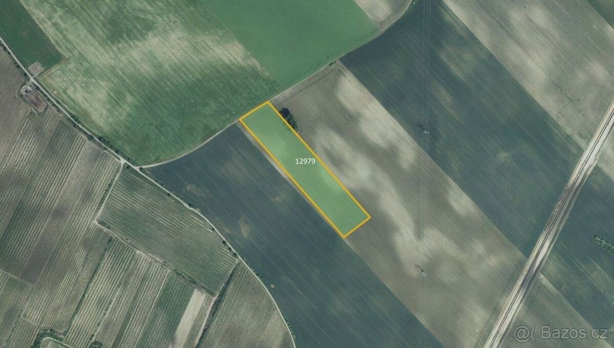 Pozemky pro bydlení, Mutěnice, 696 11