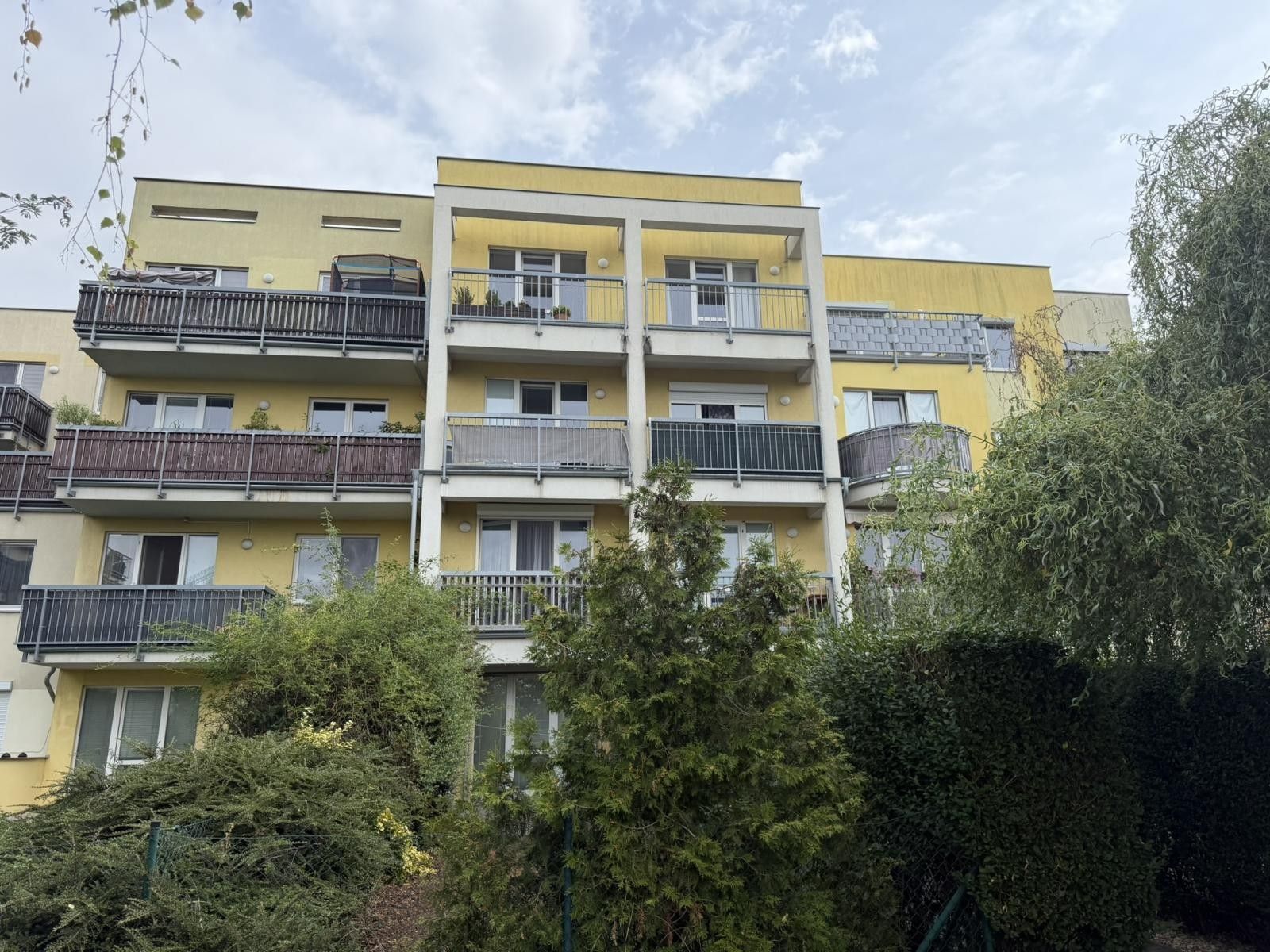 2+kk, Wiesenthalova, Praha, 50 m² - 2