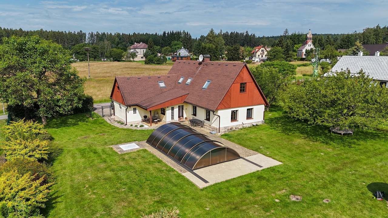 Chaty, Nemojov - Starobucké Debrné, Královéhradecký kraj