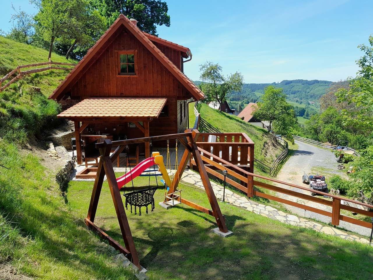 Chaty, Huslenky, Zlínský kraj