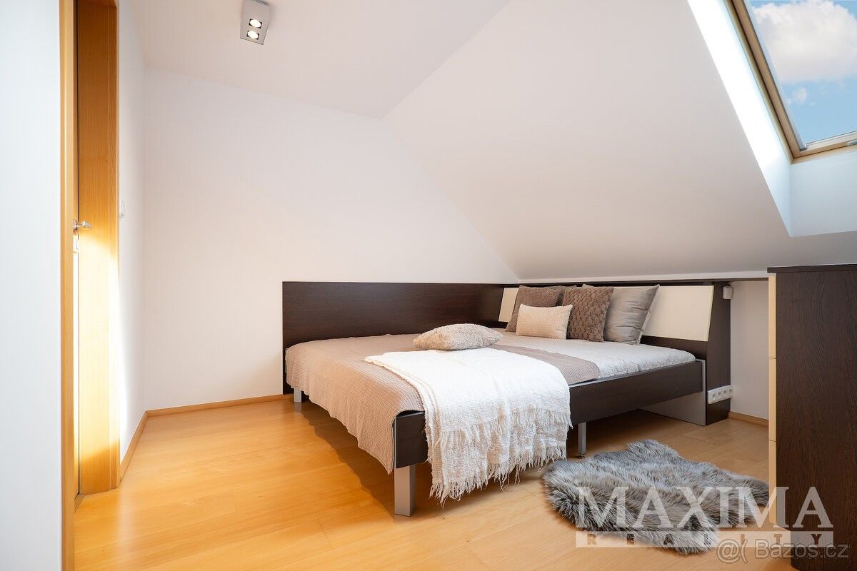 Prodej byt - Praha, 100 00