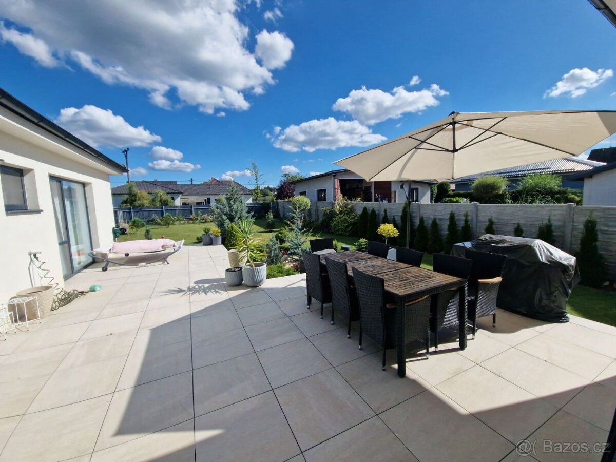 Rodinné domy, Mukařov, 251 62