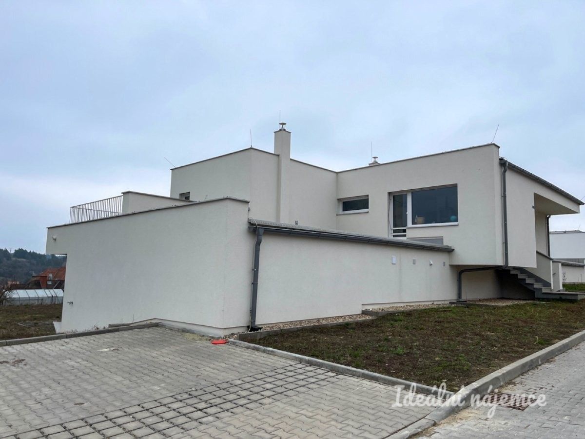 Pronájem byt 3+kk - Mokrá, Mokrá-Horákov, 114 m²