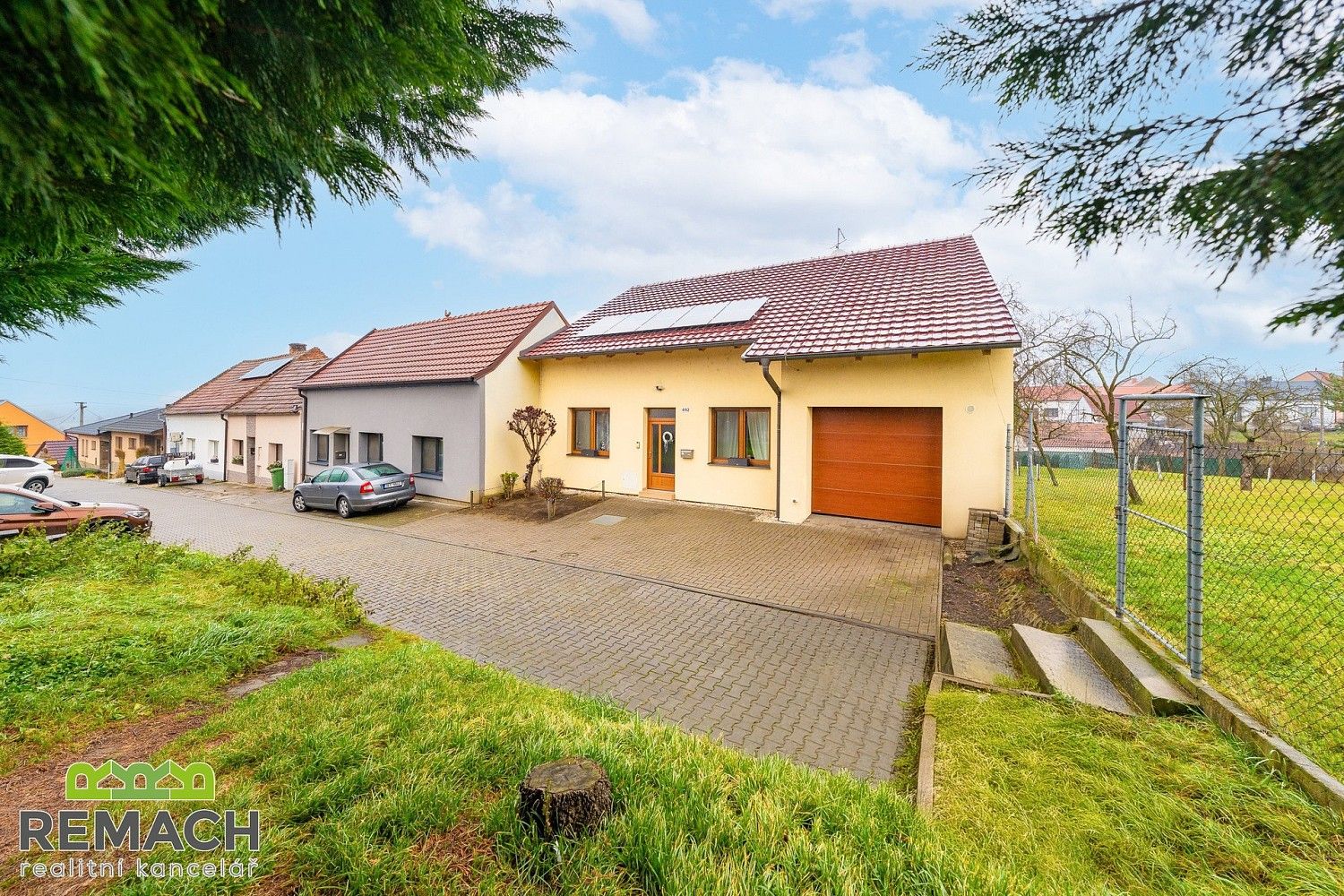 Rodinný dům, 244 m²